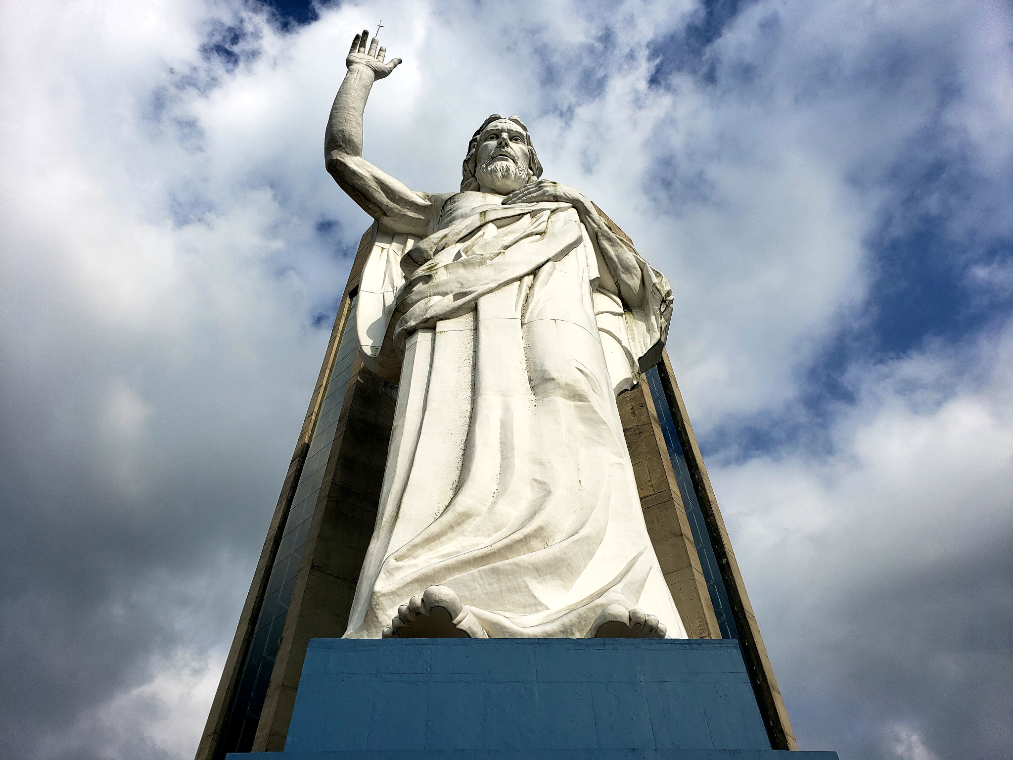 Cerro del Santismo statue overlooking Bucaramanga metropolitan area